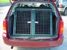 dogtransitbox.jpg (99012 bytes)